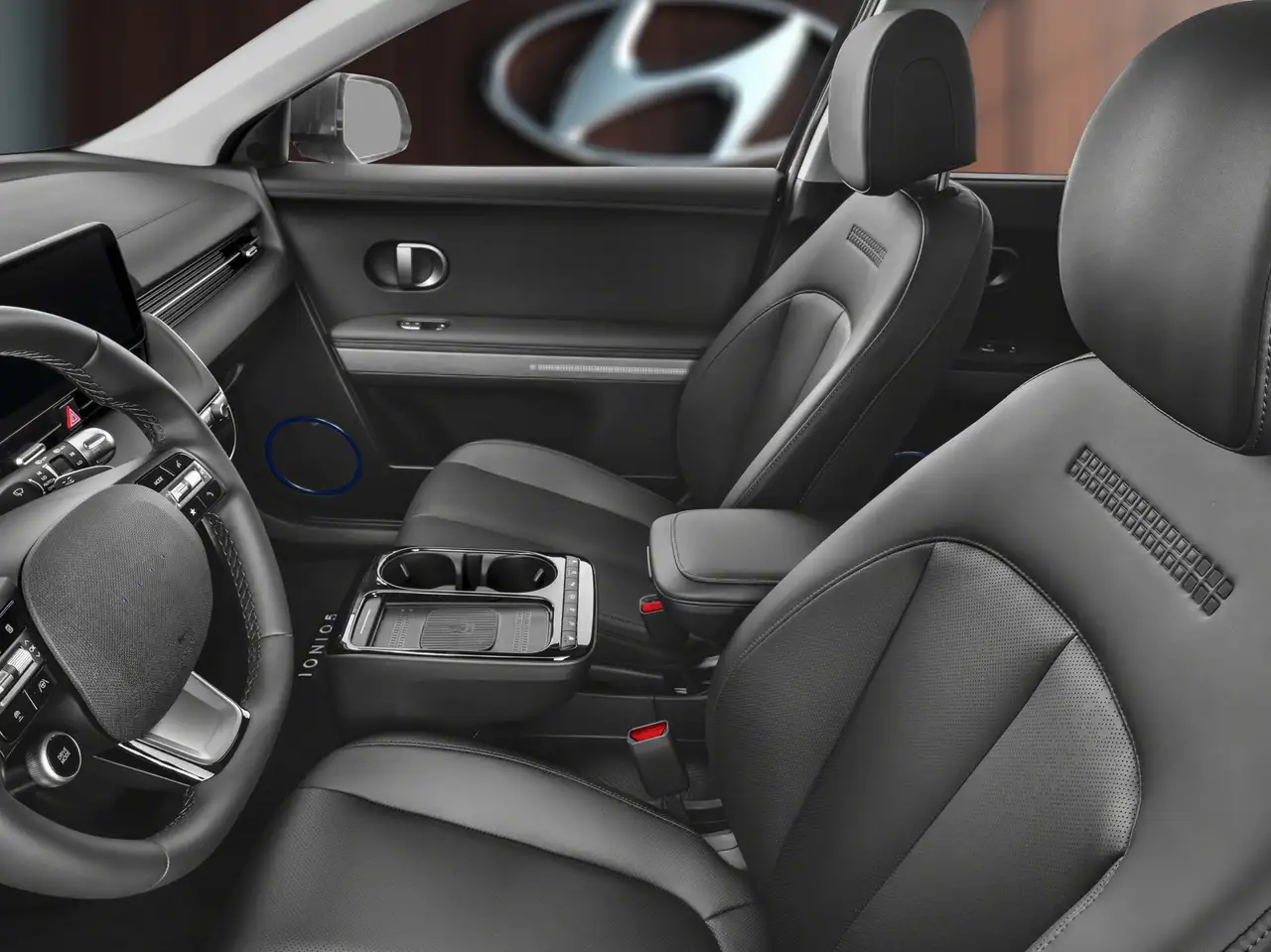 Hyundai IONIQ 5 снимка Hyundai IONIQ 5