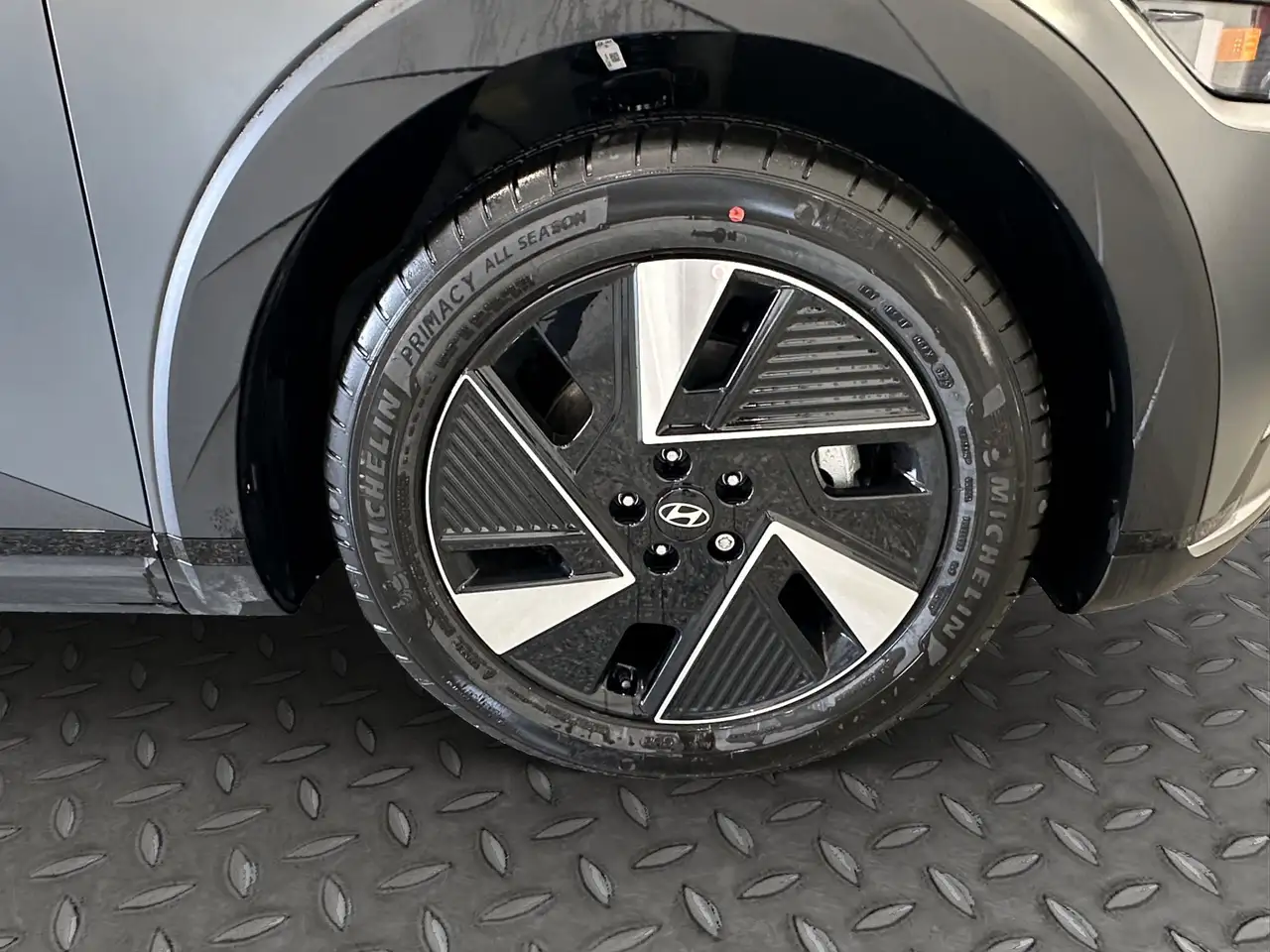 Hyundai IONIQ 5 снимка Hyundai IONIQ 5