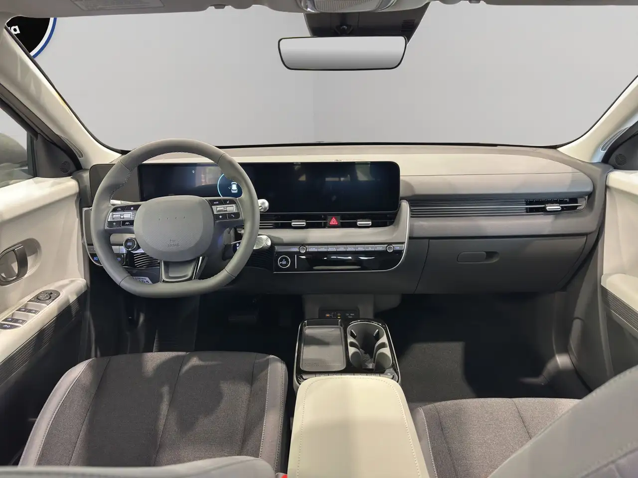 Hyundai IONIQ 5 снимка Hyundai IONIQ 5