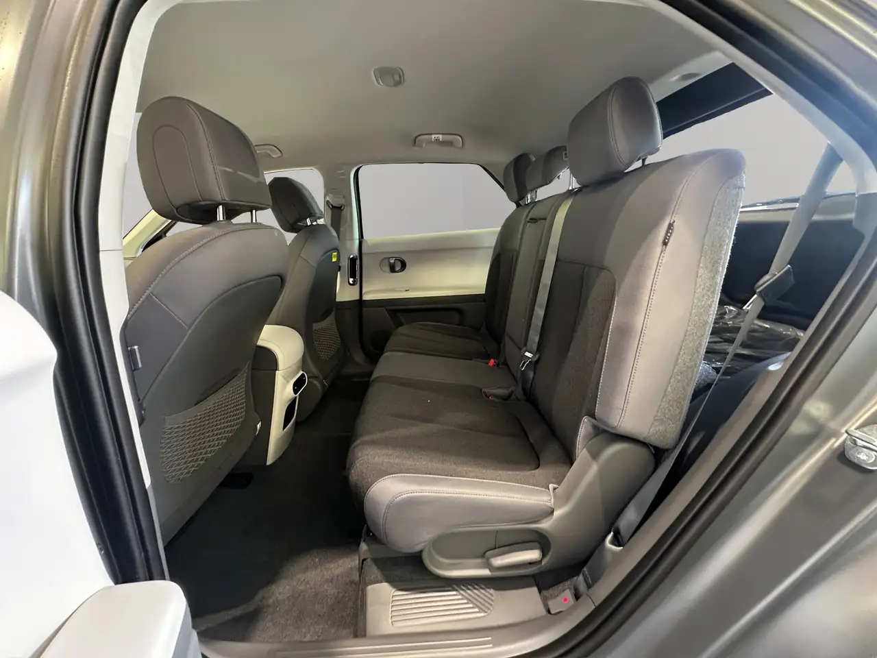 Hyundai IONIQ 5 снимка Hyundai IONIQ 5