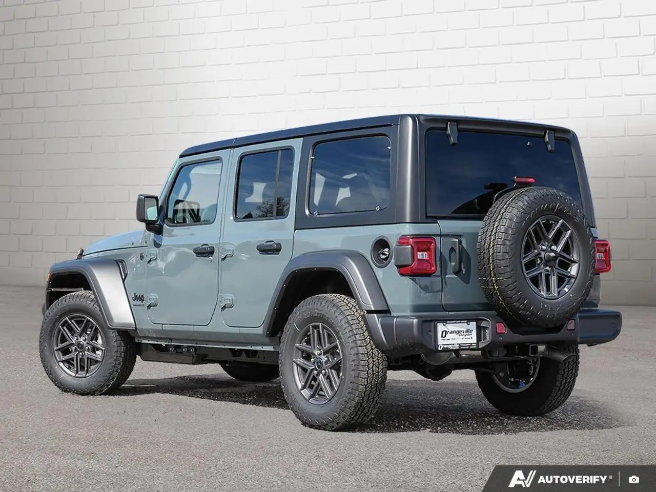 Jeep Wrangler снимка Jeep Wrangler