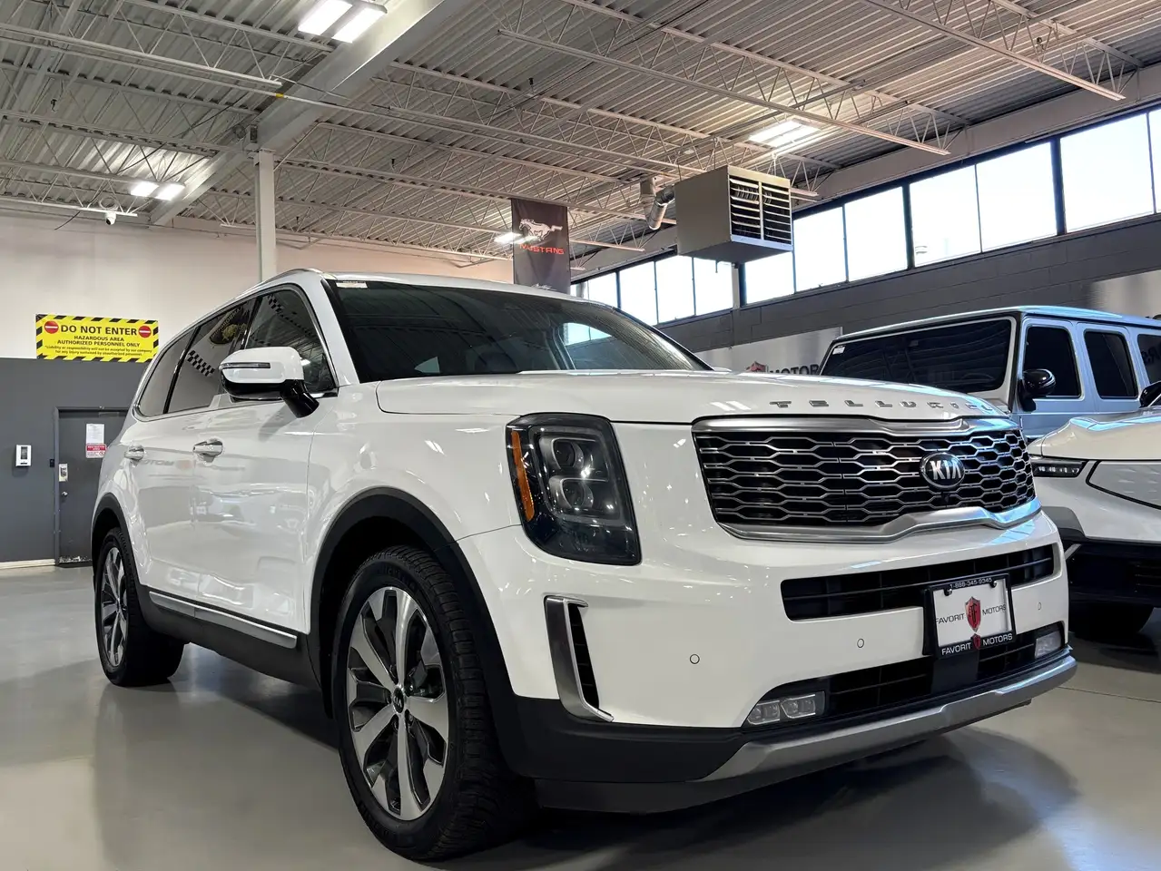 Kia Telluride снимка Kia Telluride