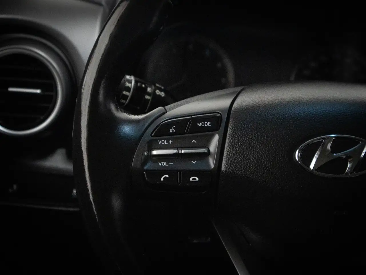 Hyundai KONA photo Hyundai KONA