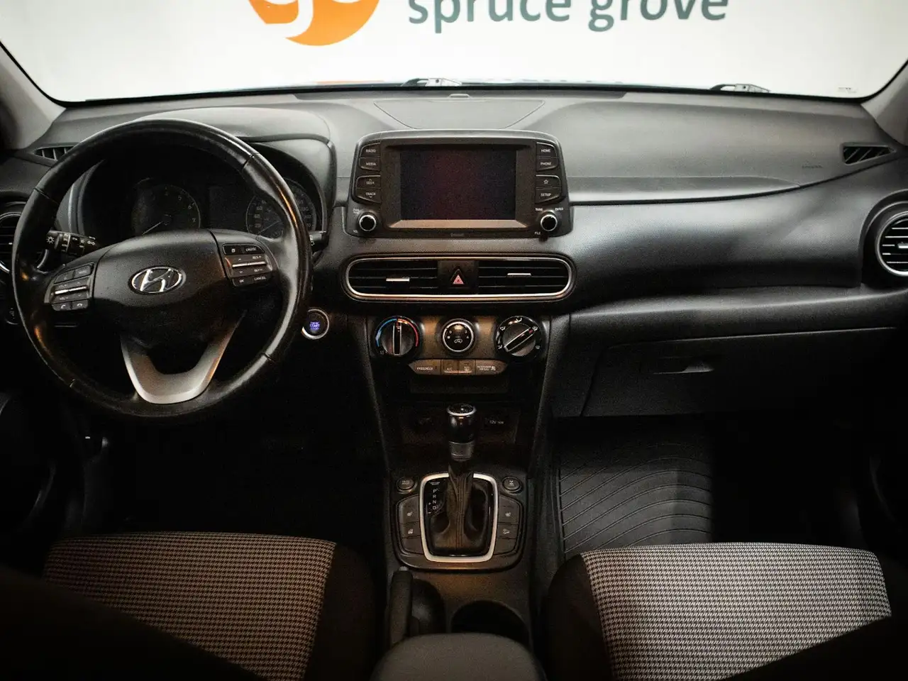 Hyundai KONA photo Hyundai KONA