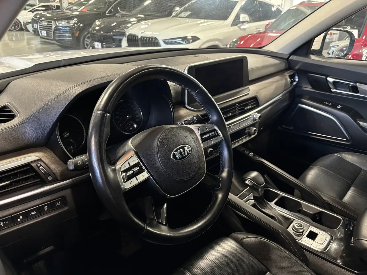 Kia Telluride снимка Kia Telluride