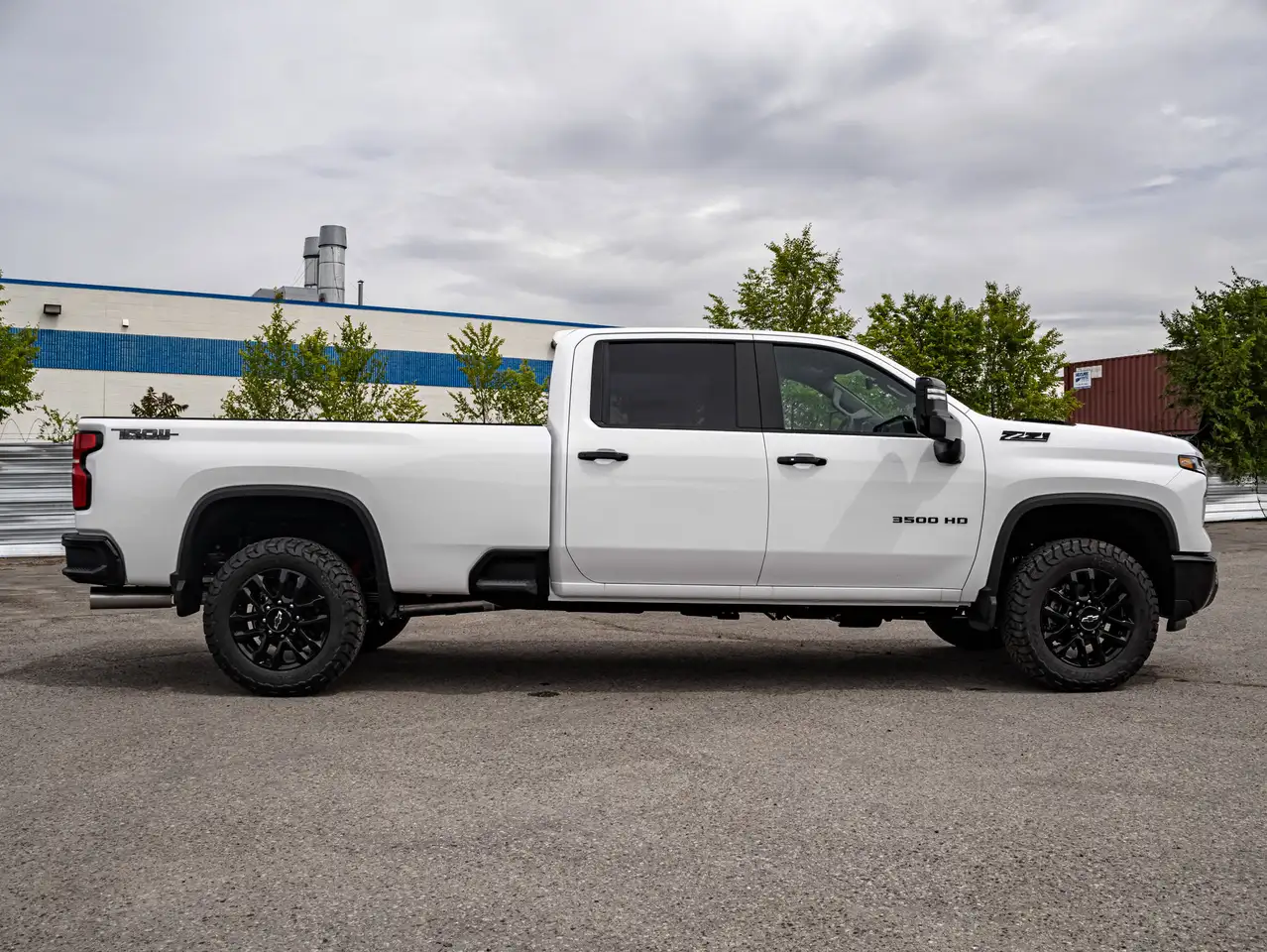 Chevrolet Silverado 3500 снимка Chevrolet Silverado 3500