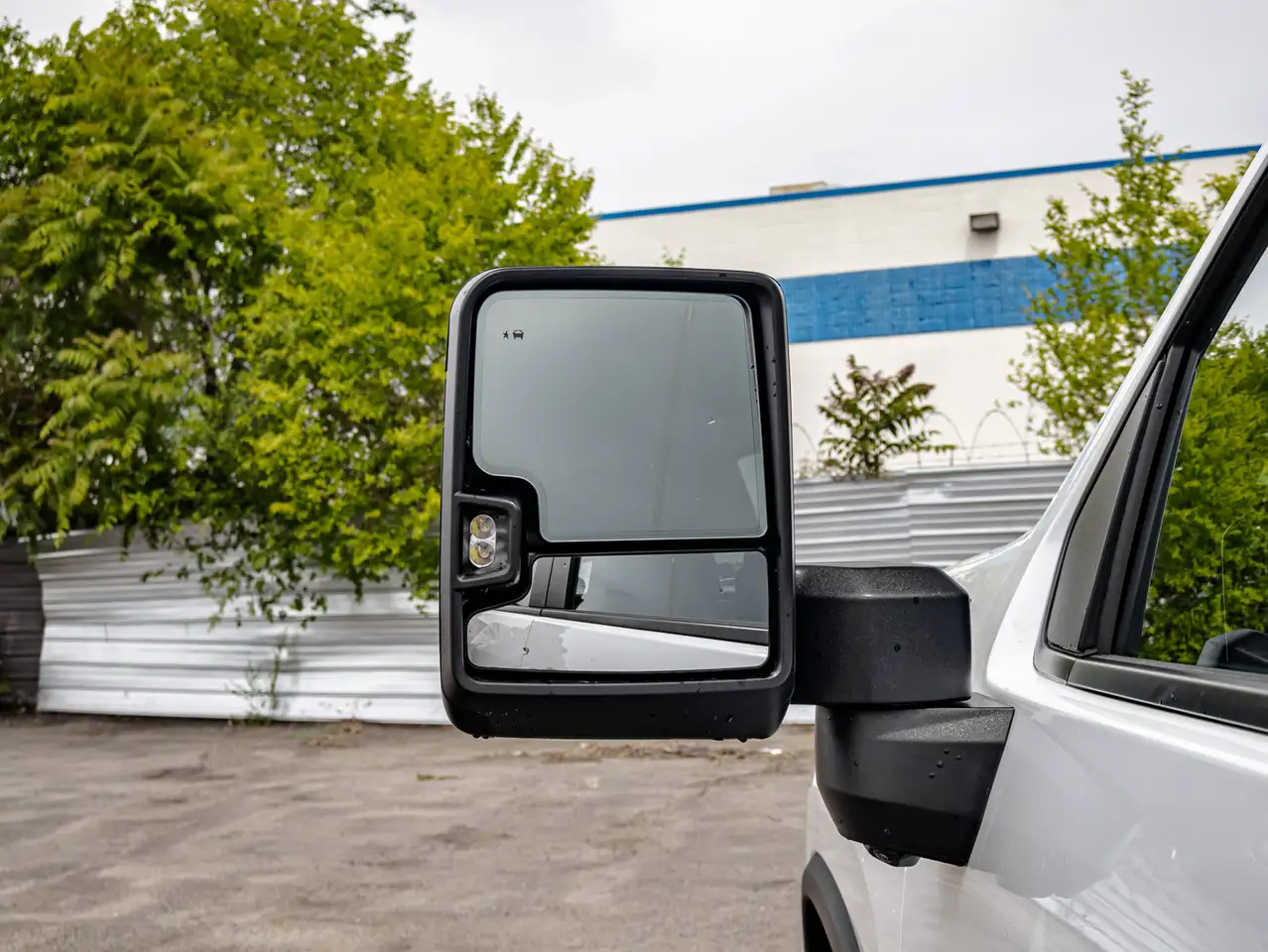 Chevrolet Silverado 3500 снимка Chevrolet Silverado 3500