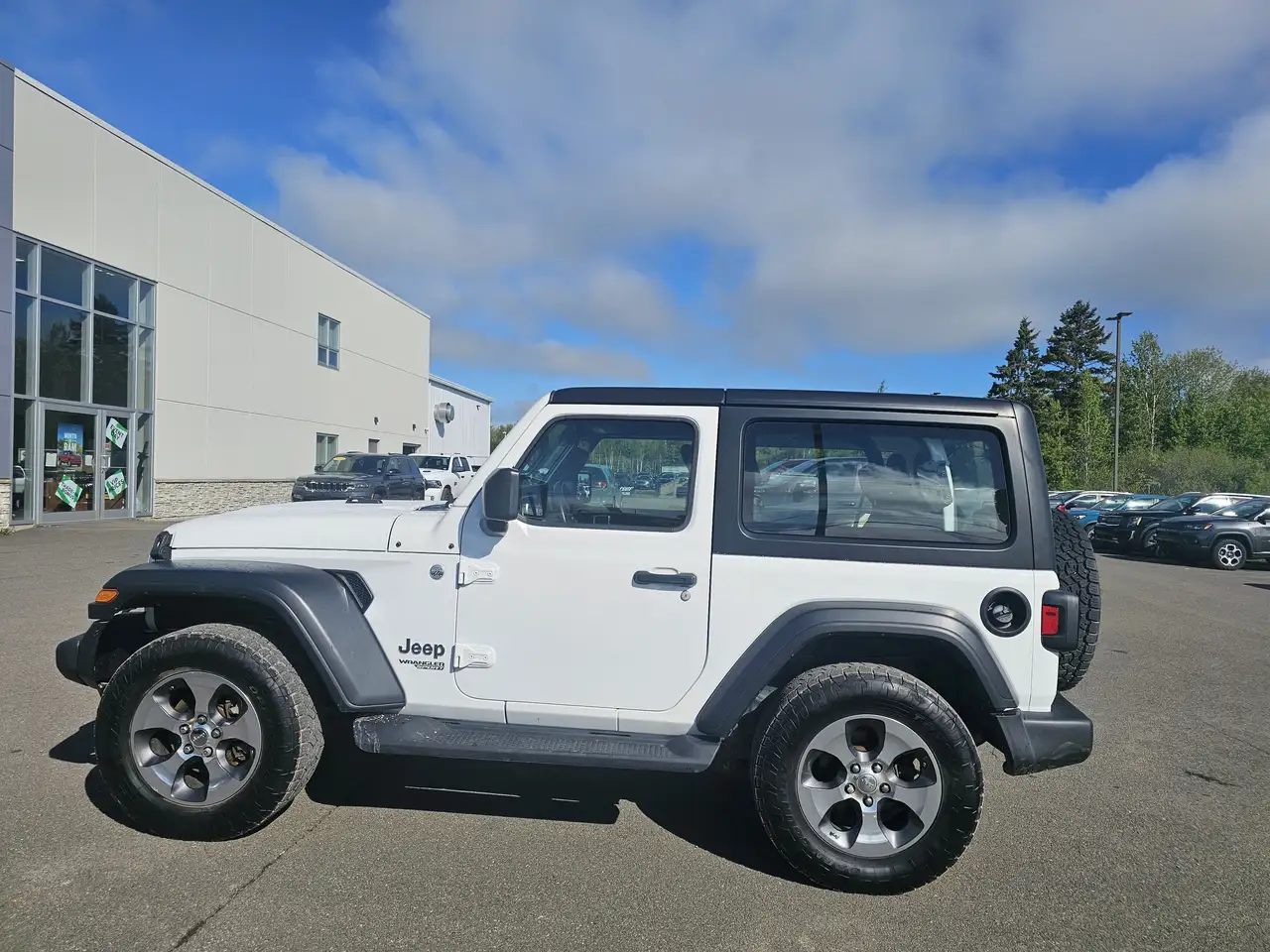 Jeep Wrangler снимка Jeep Wrangler