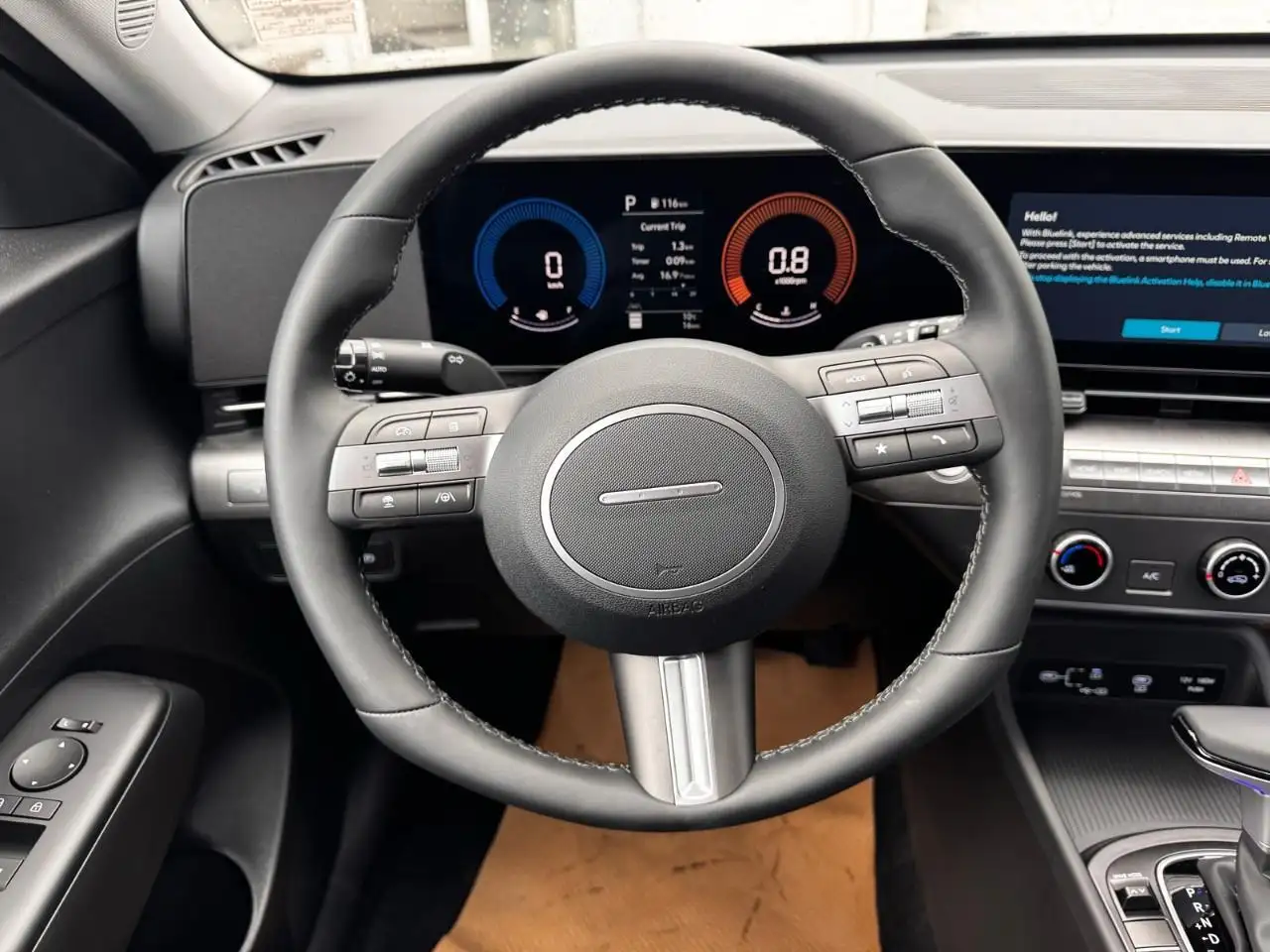 Hyundai KONA снимка Hyundai KONA