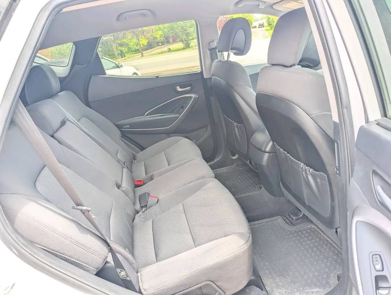 Hyundai SANTA FE photo Hyundai SANTA FE