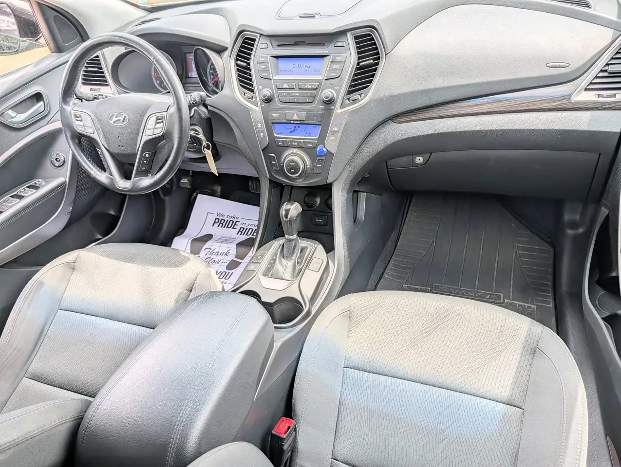 Hyundai SANTA FE photo Hyundai SANTA FE