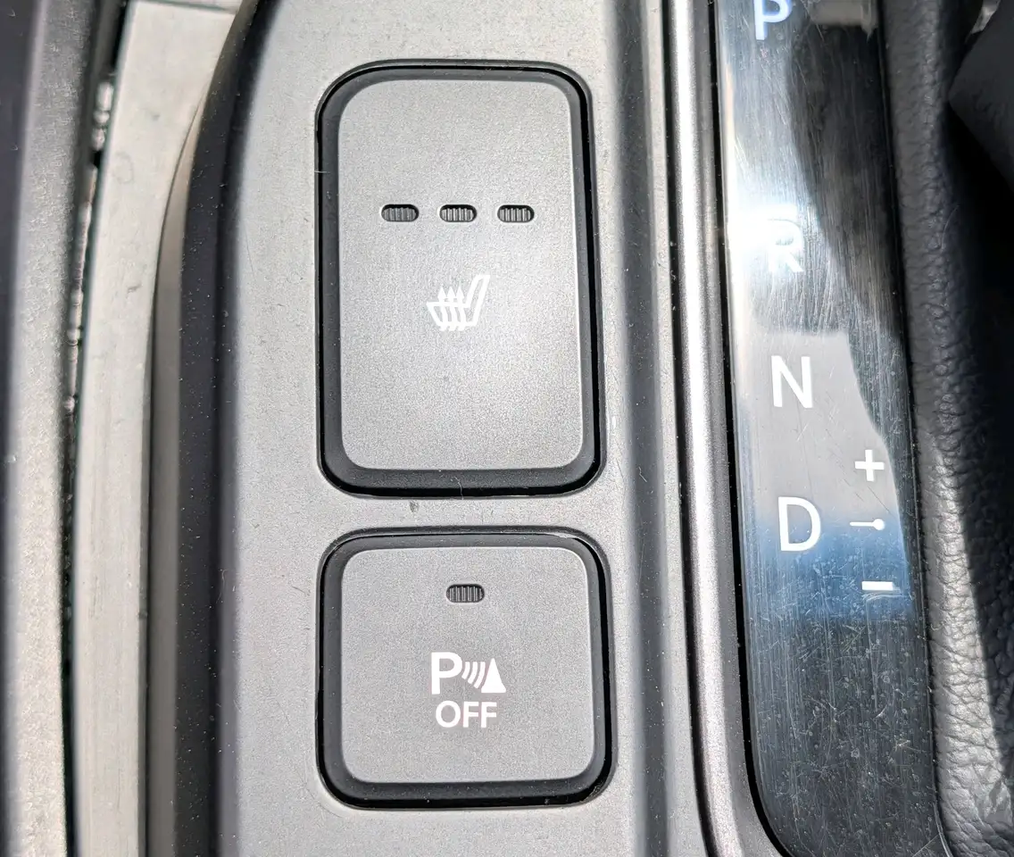 Hyundai SANTA FE photo Hyundai SANTA FE