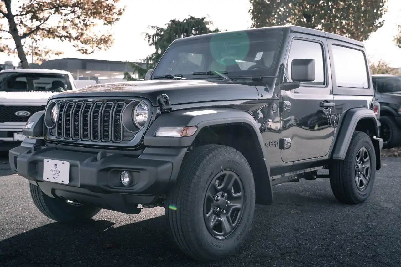 Jeep Wrangler снимка Jeep Wrangler