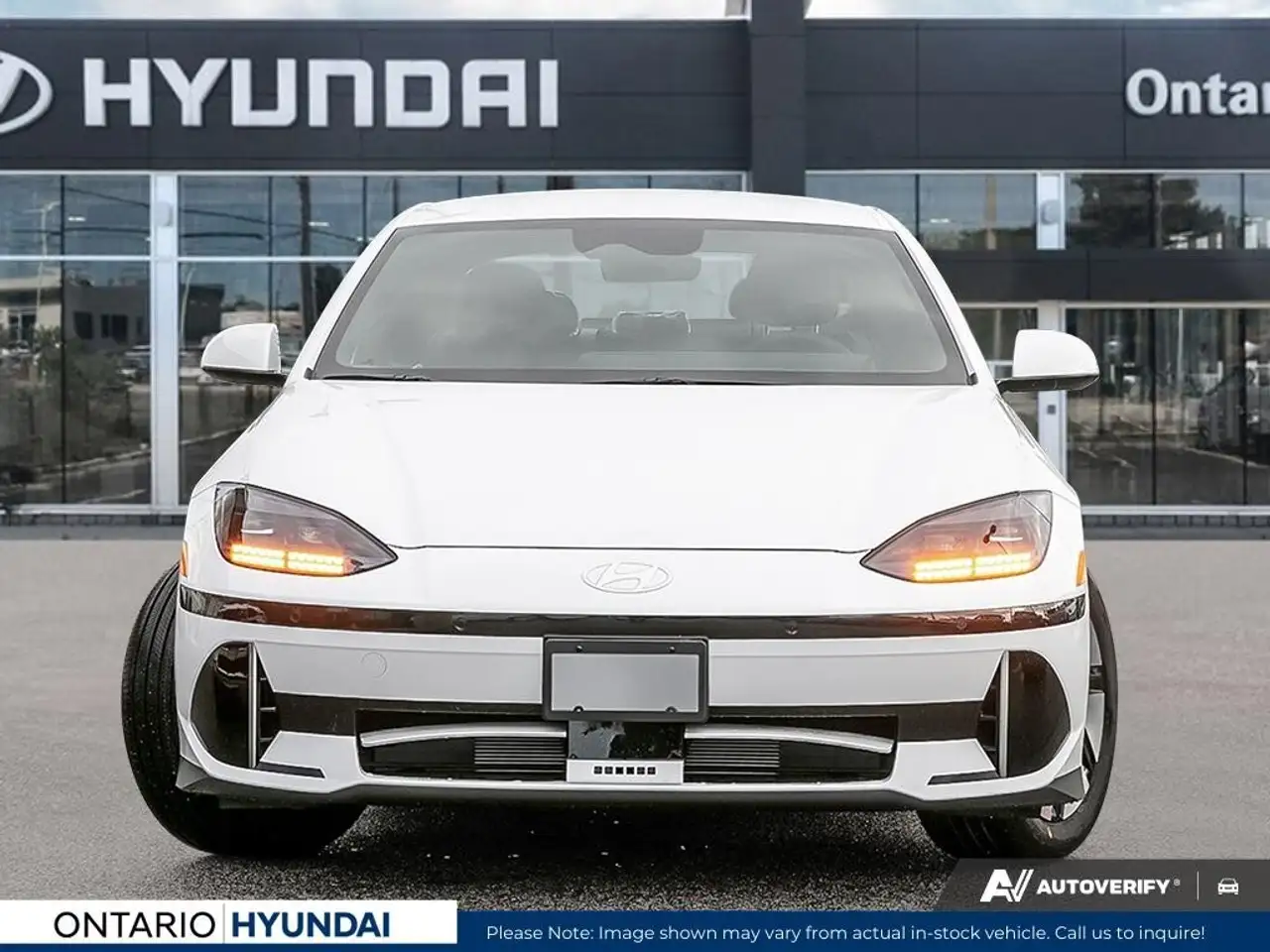Hyundai IONIQ 6 снимка Hyundai IONIQ 6