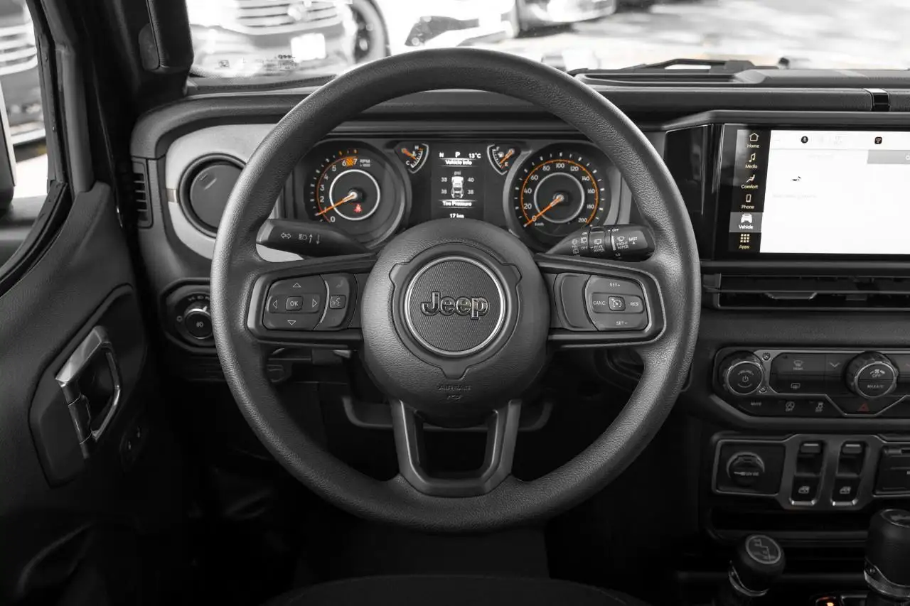 Jeep Wrangler снимка Jeep Wrangler