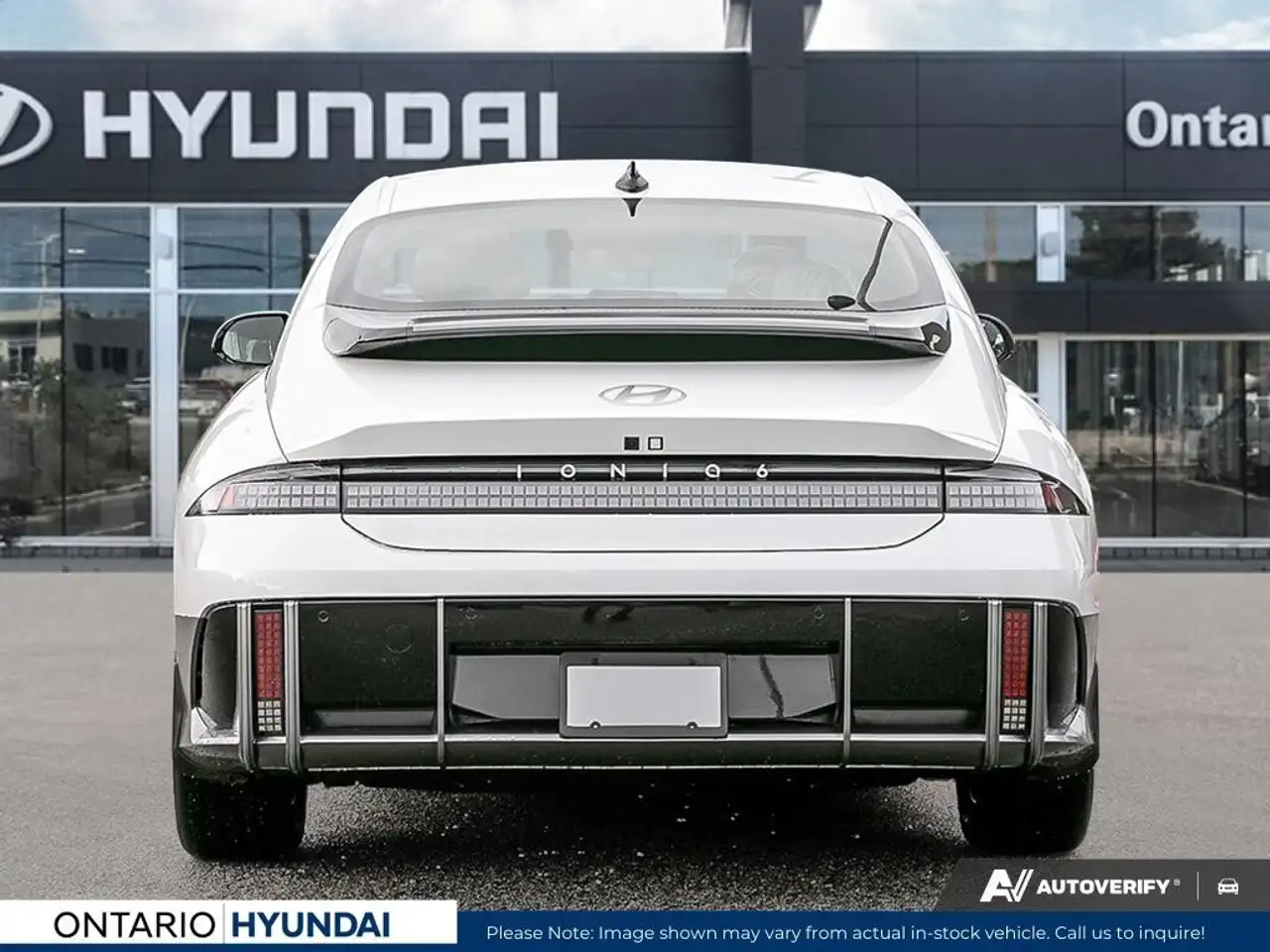 Hyundai IONIQ 6 снимка Hyundai IONIQ 6