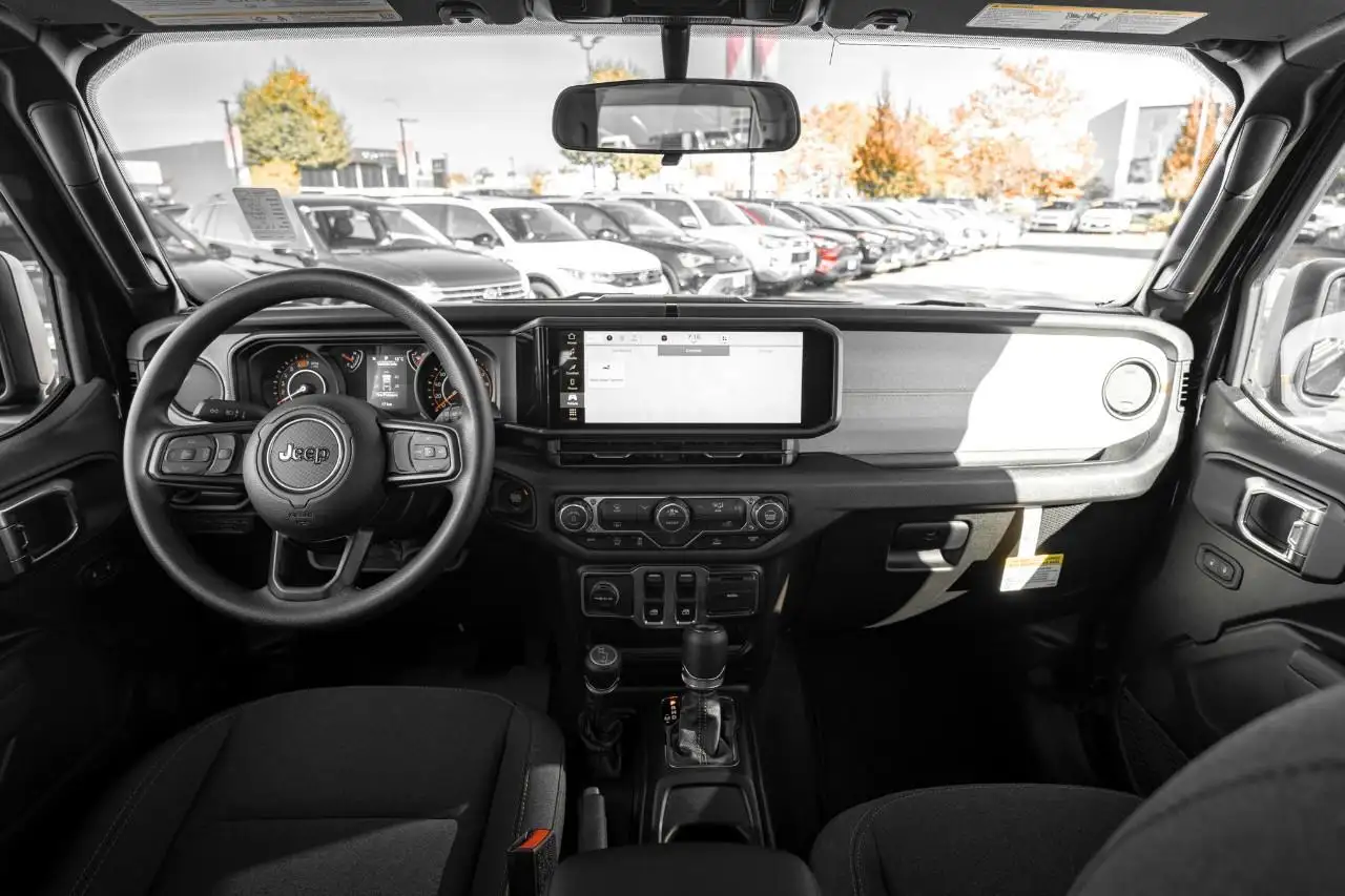 Jeep Wrangler снимка Jeep Wrangler