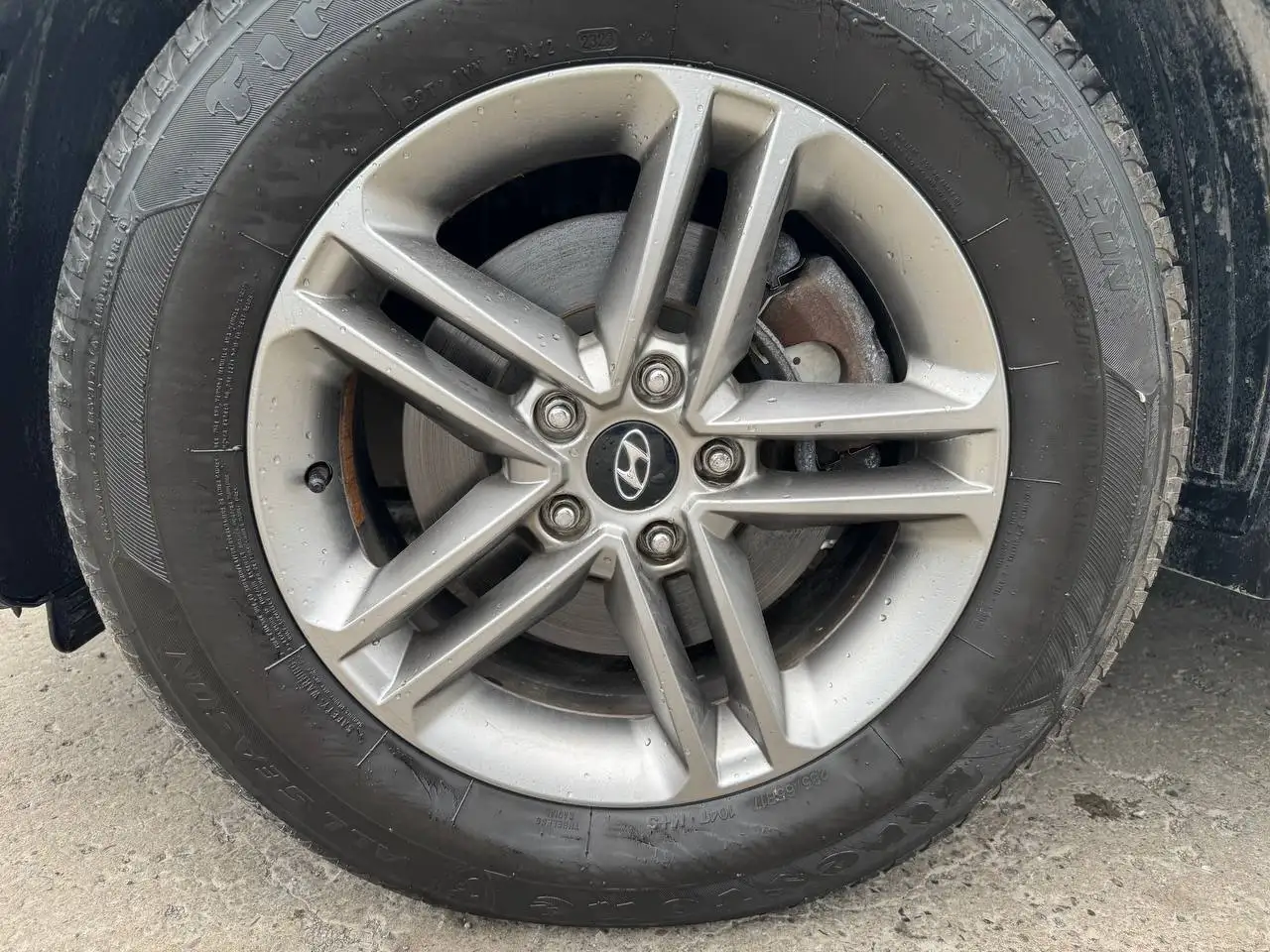 Hyundai SANTA FE снимка Hyundai SANTA FE