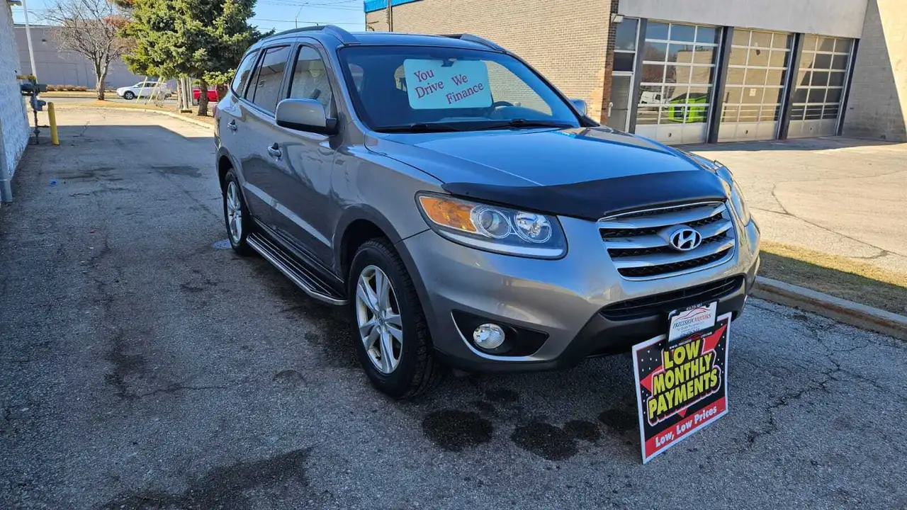 Hyundai SANTA FE photo Hyundai SANTA FE