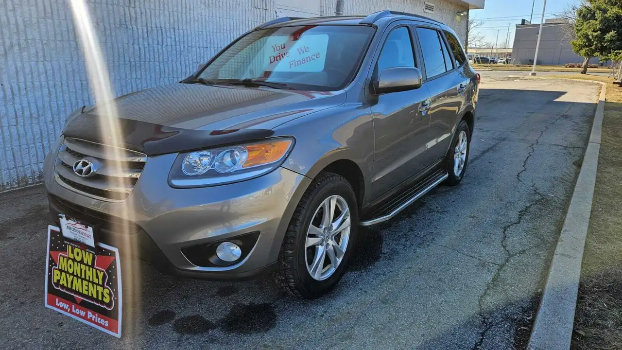 Hyundai SANTA FE photo Hyundai SANTA FE