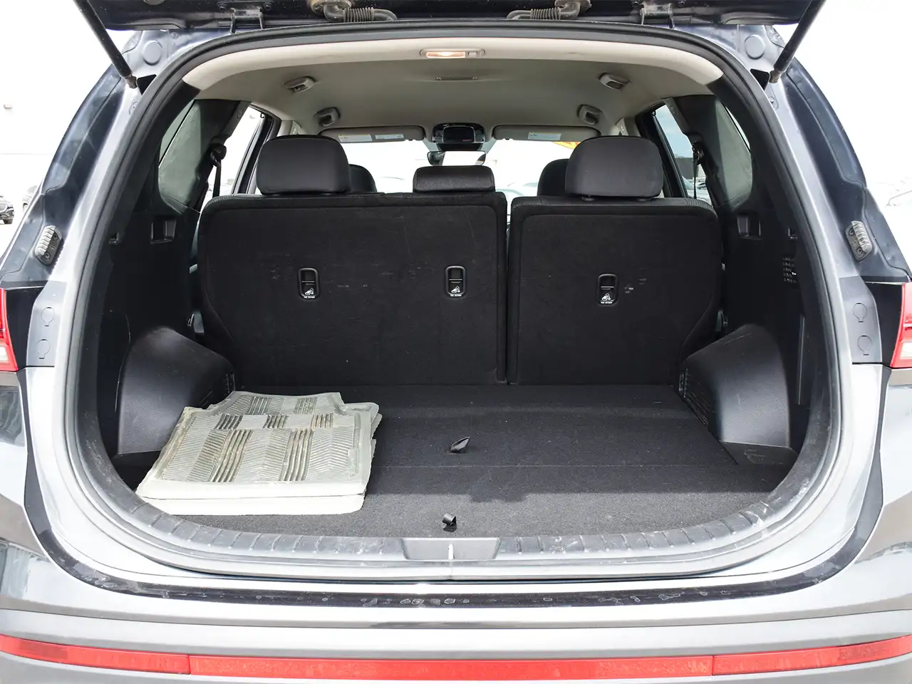 Hyundai SANTA FE снимка Hyundai SANTA FE