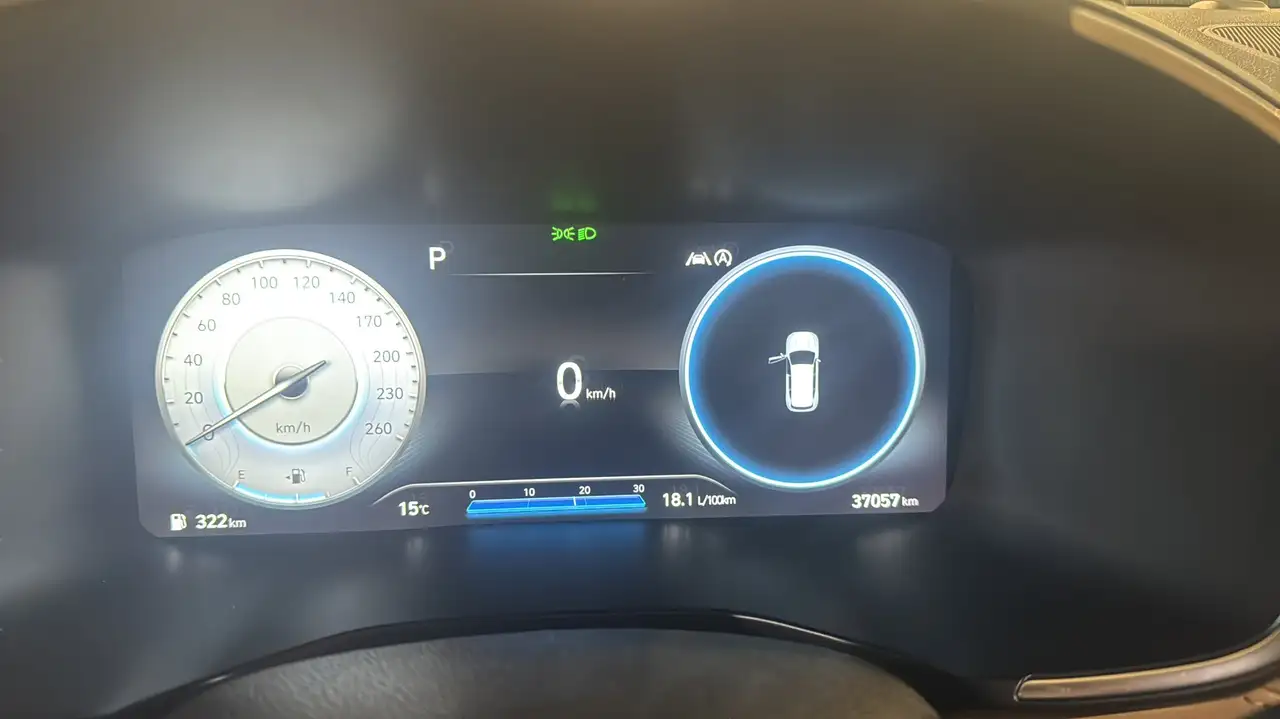 Hyundai SANTA FE снимка Hyundai SANTA FE