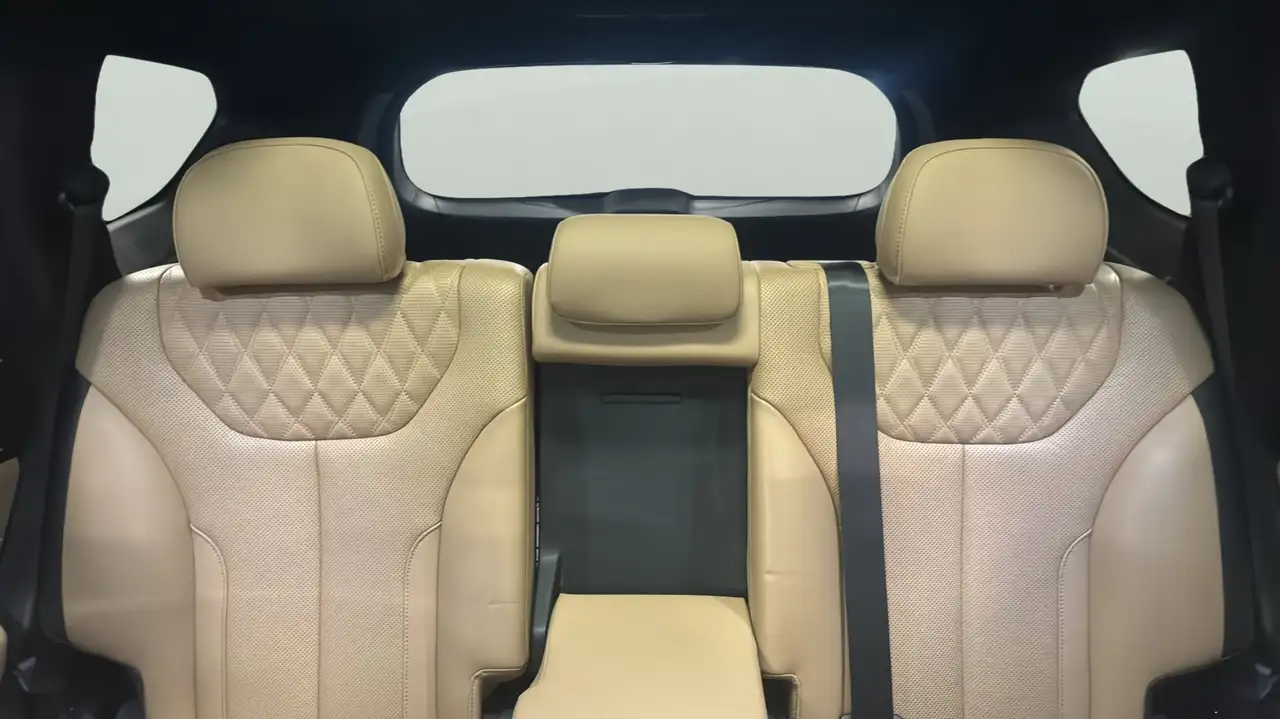 Hyundai SANTA FE снимка Hyundai SANTA FE