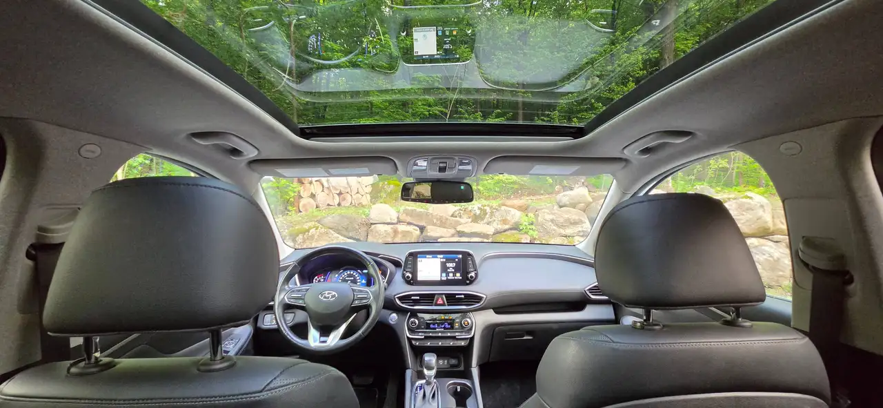 Hyundai SANTA FE photo Hyundai SANTA FE