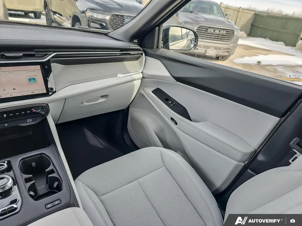 Jeep Cherokee photo Jeep Cherokee