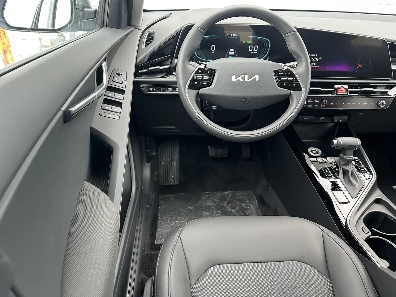 Kia Niro снимка Kia Niro