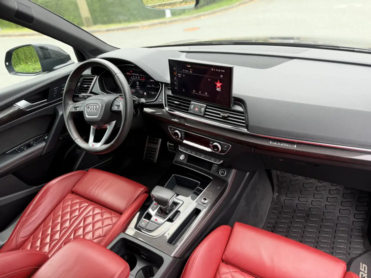 Audi SQ5 fotografie Audi SQ5