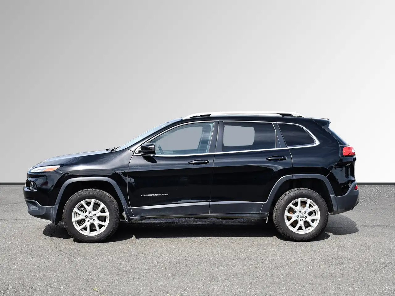 Jeep Cherokee photo Jeep Cherokee