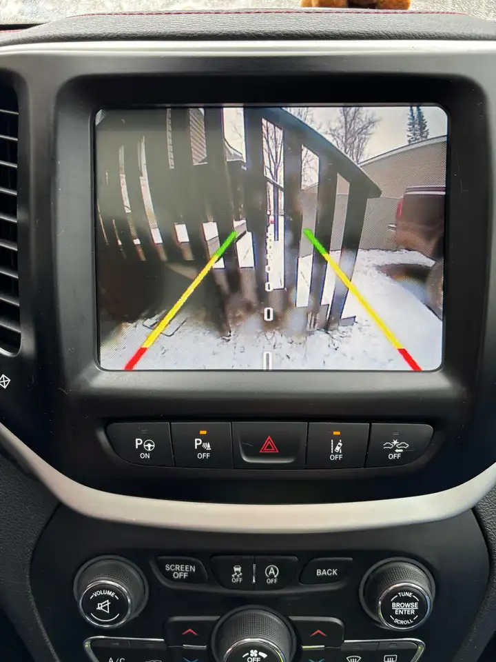 Jeep Cherokee photo Jeep Cherokee
