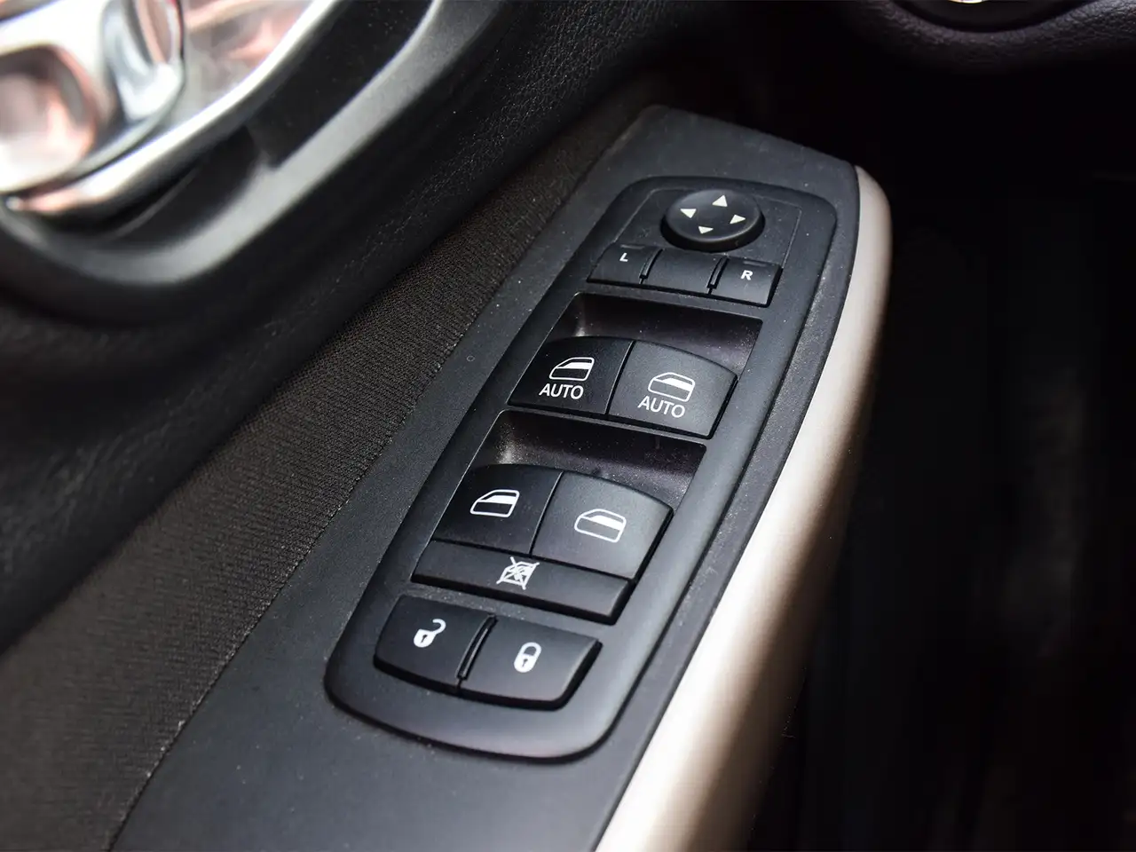 Jeep Cherokee photo Jeep Cherokee