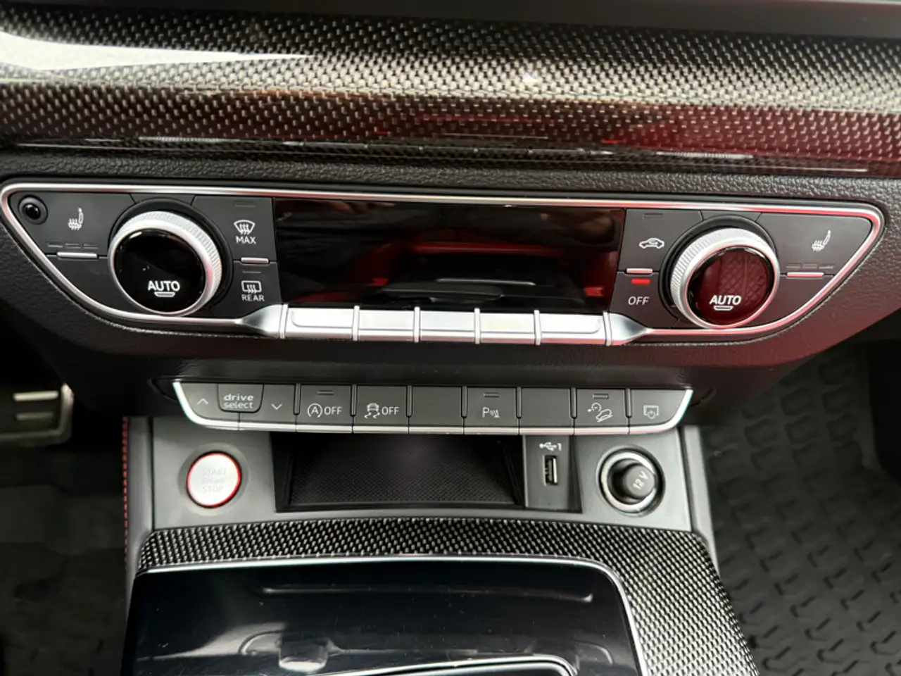 Audi SQ5 fotografie Audi SQ5