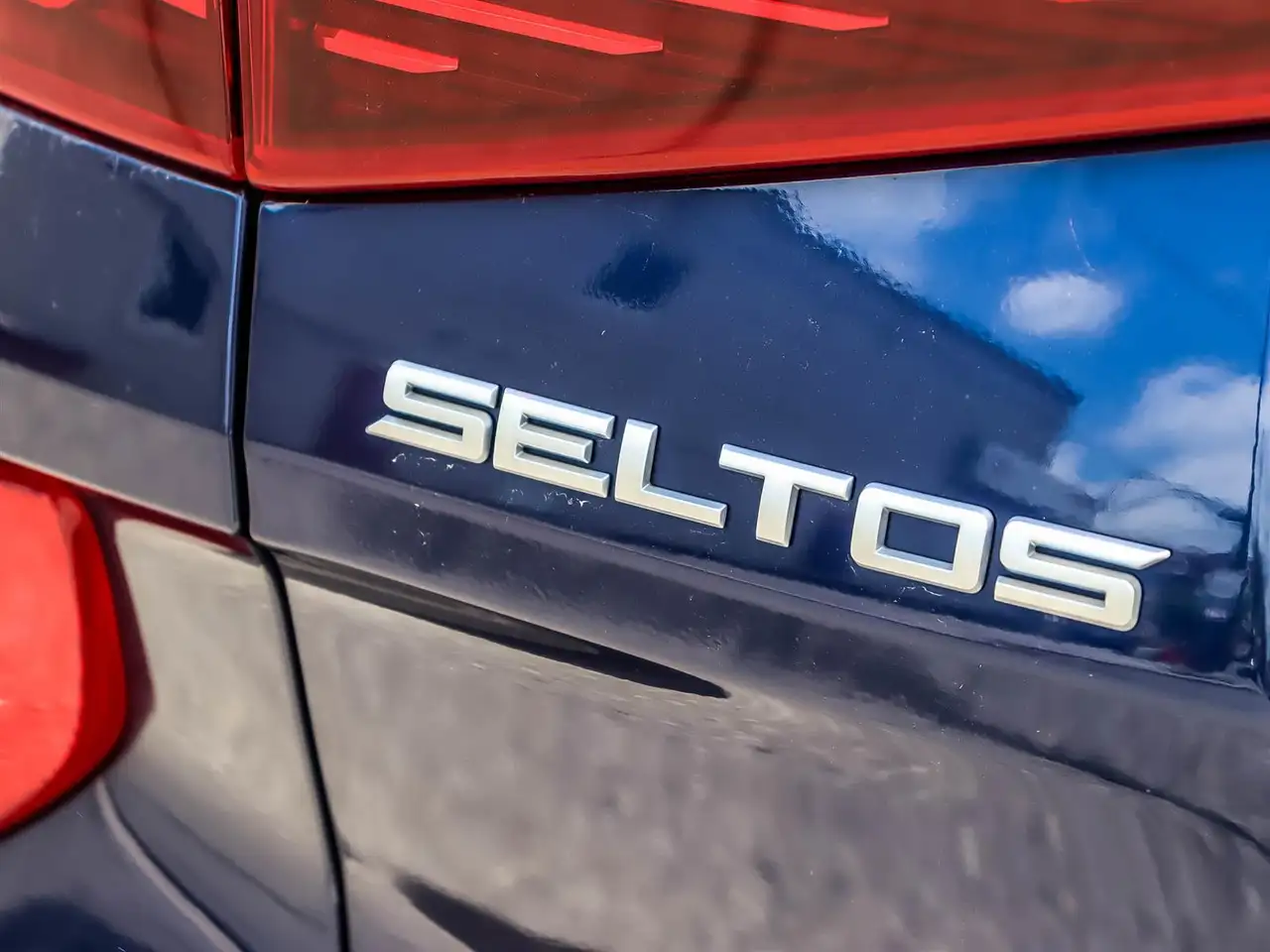 Kia Seltos photo Kia Seltos