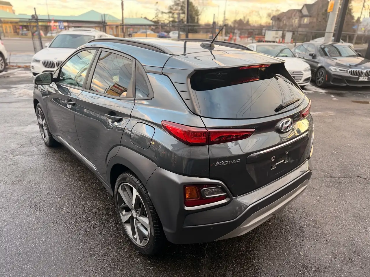Hyundai KONA снимка Hyundai KONA