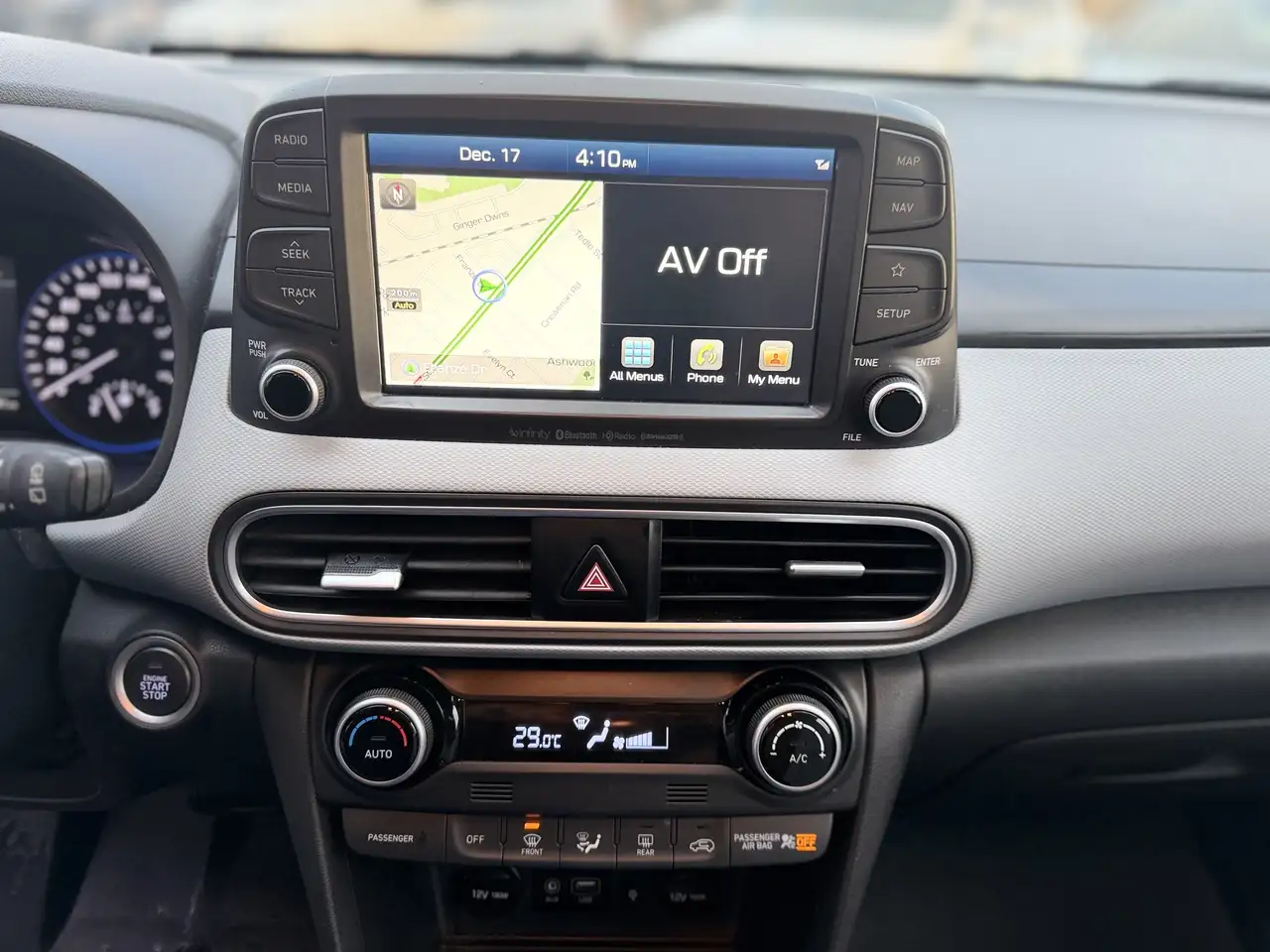 Hyundai KONA снимка Hyundai KONA