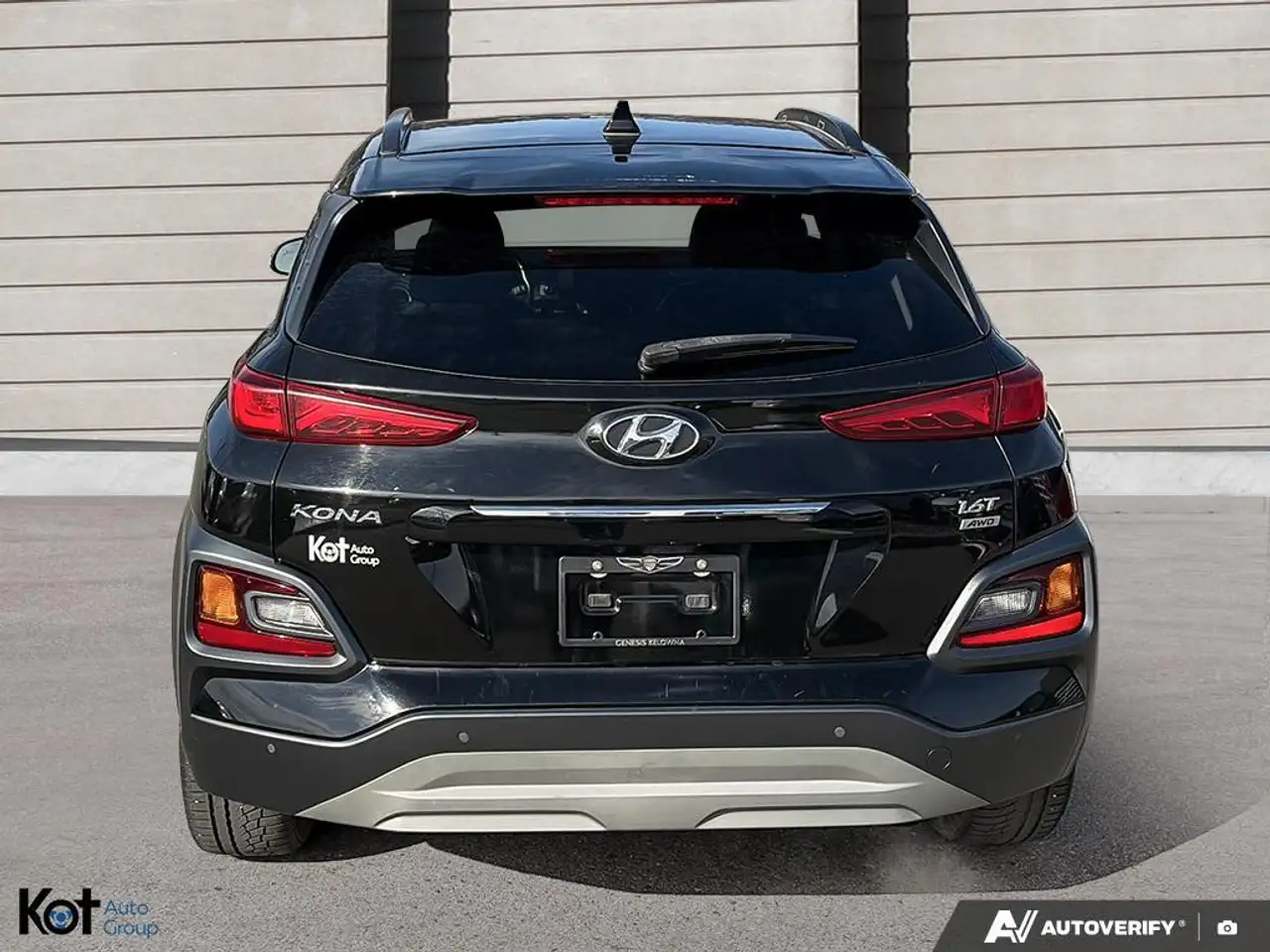 Hyundai KONA снимка Hyundai KONA