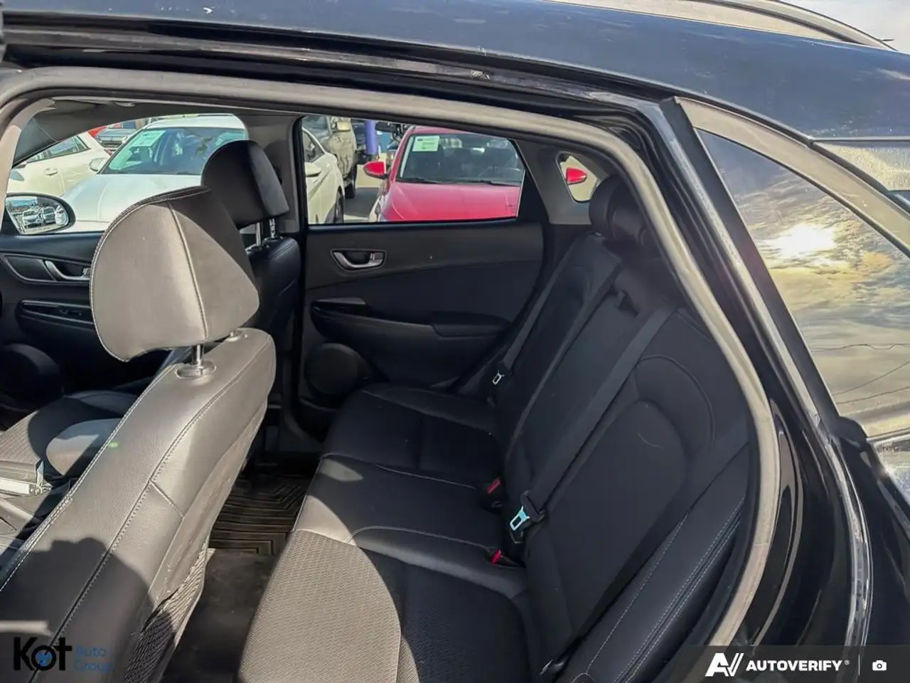 Hyundai KONA снимка Hyundai KONA