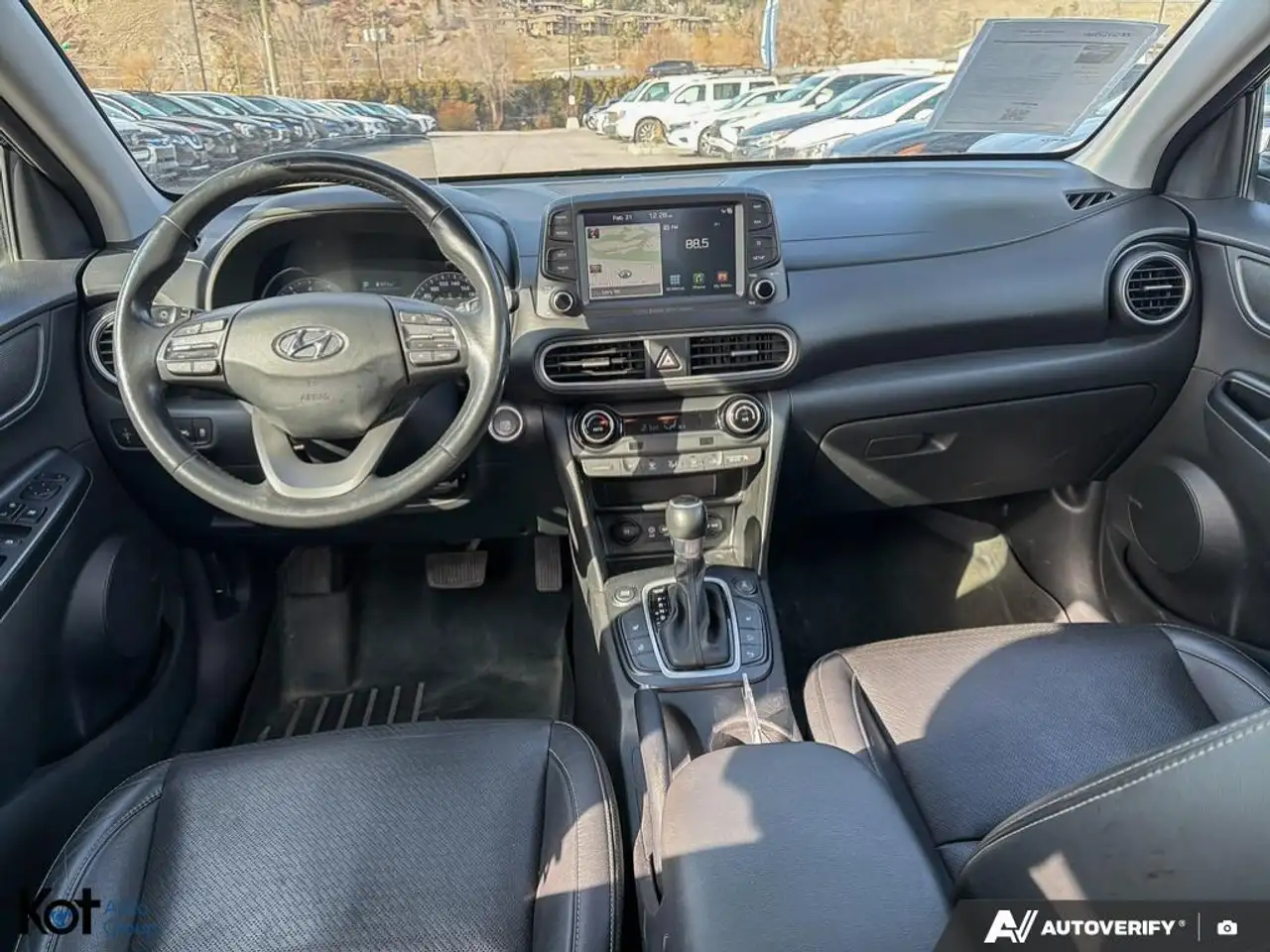 Hyundai KONA снимка Hyundai KONA