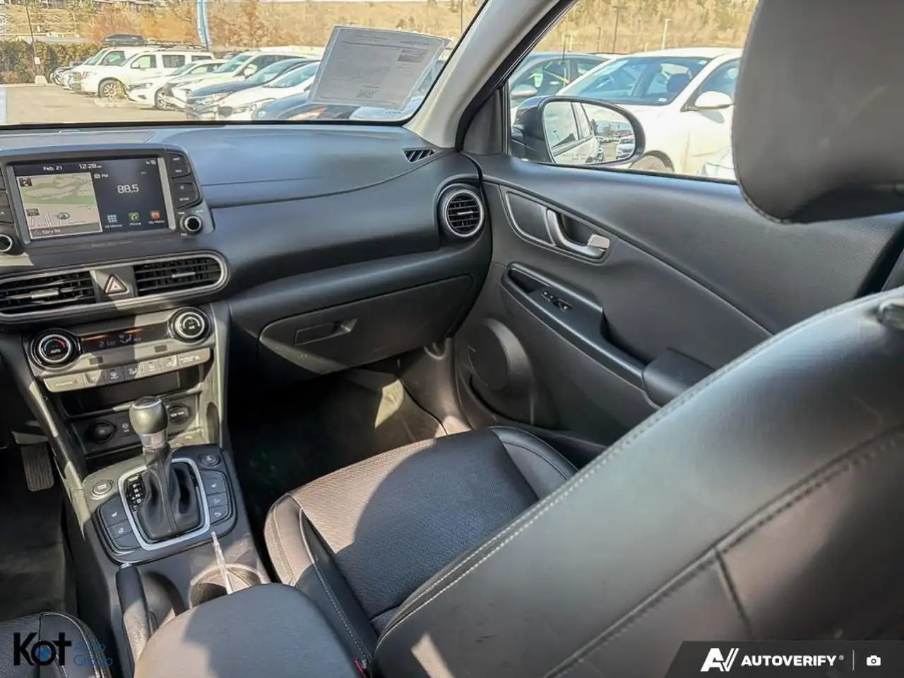 Hyundai KONA снимка Hyundai KONA