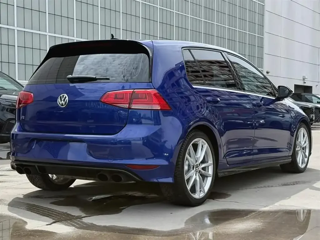 Volkswagen Golf R fotografie Volkswagen Golf R