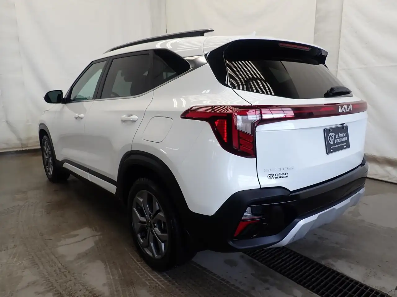 Kia Seltos photo Kia Seltos