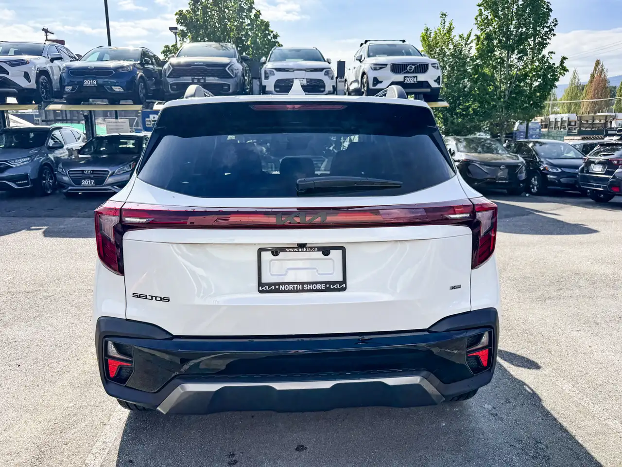 Kia Seltos снимка Kia Seltos