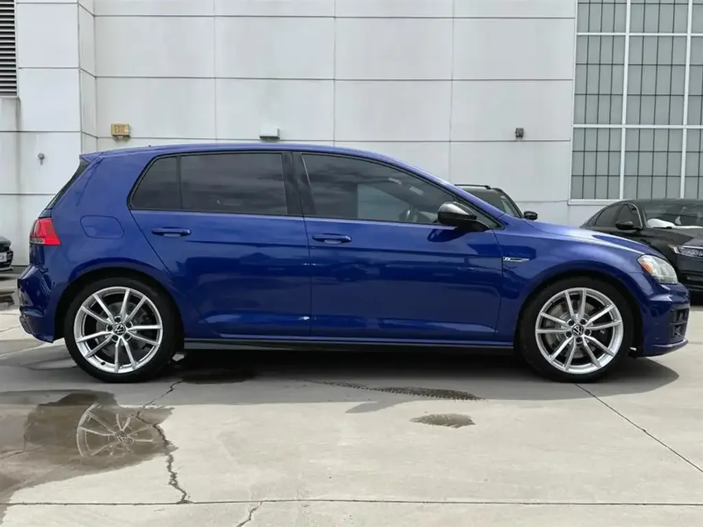 Volkswagen Golf R fotografie Volkswagen Golf R
