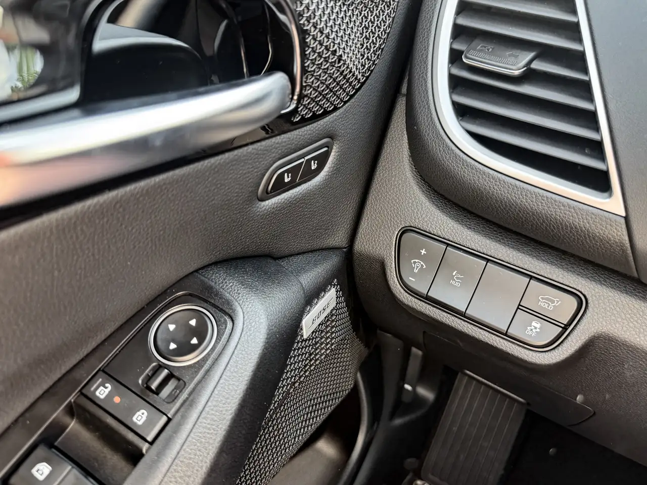 Kia Seltos снимка Kia Seltos