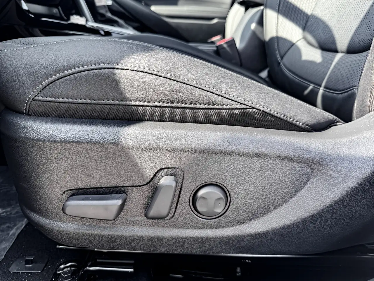 Kia Seltos снимка Kia Seltos