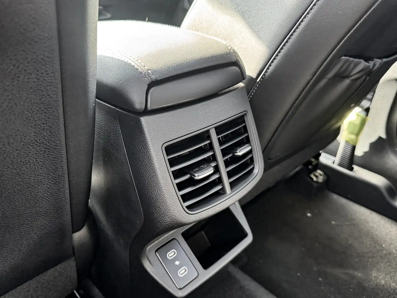 Kia Seltos снимка Kia Seltos