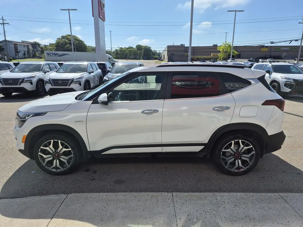 Kia Seltos photo Kia Seltos